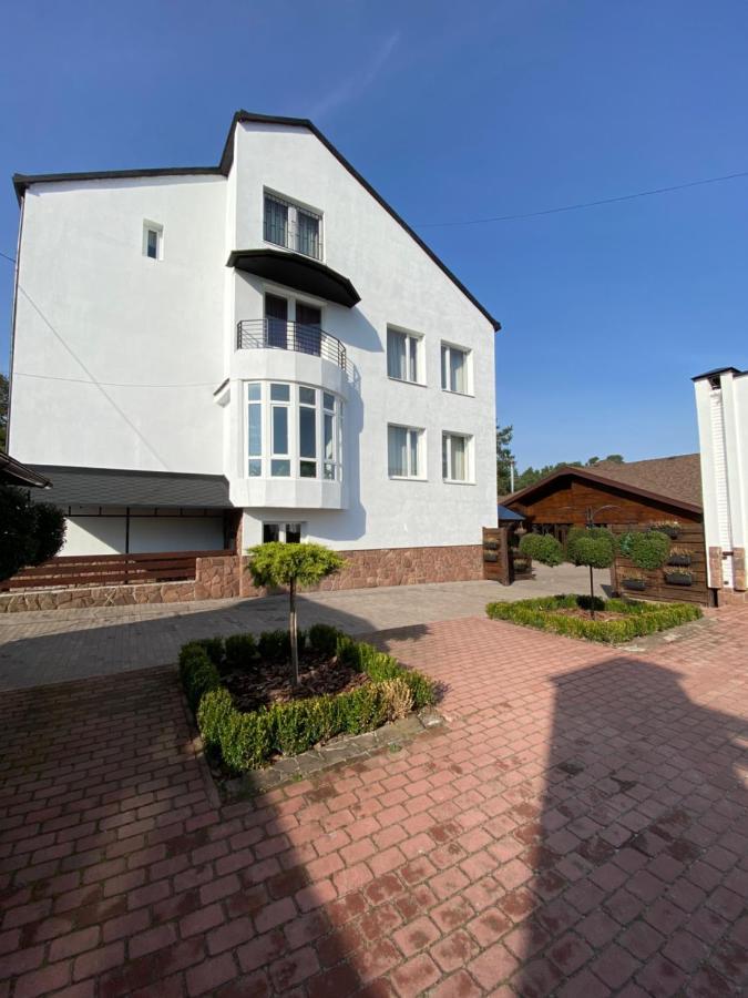 Olena Resort Brjuchowytschi Exterior foto